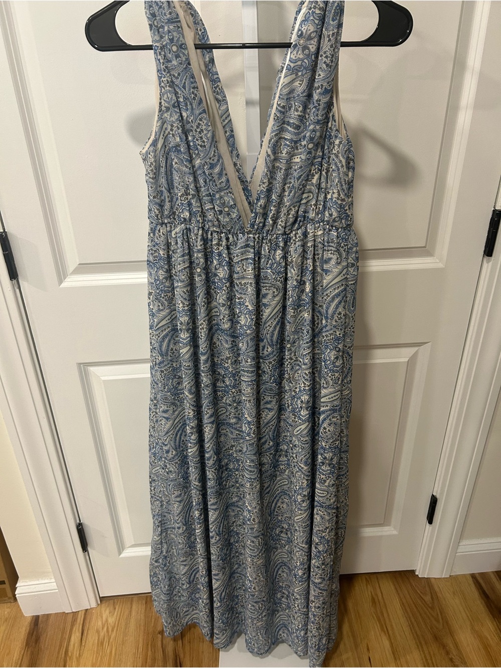 H&M Light Blue Paisley Sleeveless Maxi Dress - Picture 3 of 3